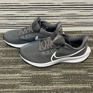 Nike Air Pegasus Running Shoes